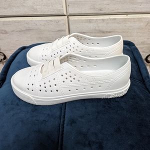 Blowfish sneakers 💙